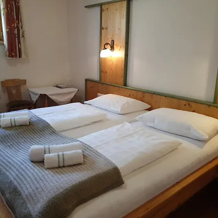 Hotel Tuerlwand 3*