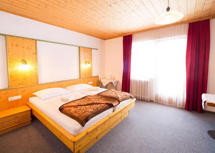 Hotel Tuerlwand 3*
